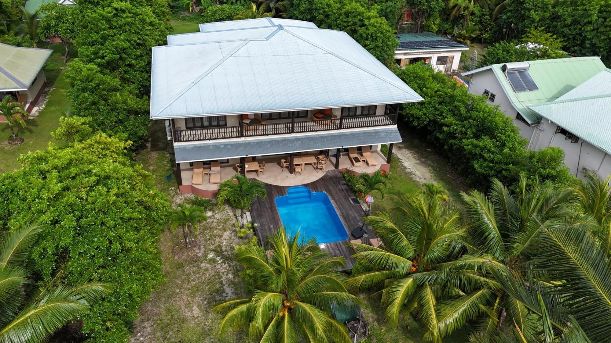 Surf Tropical Villa Seascape Cerf Island Exterior foto